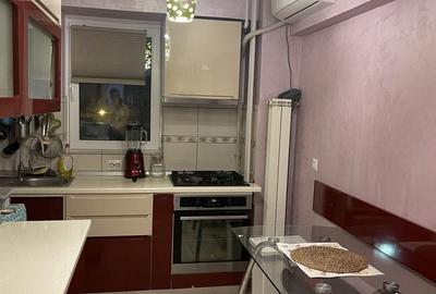 Apartament cu 2 camere decomandat în Aviației
