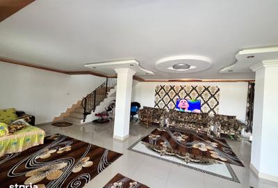 Casă cu 5 camere cu Teren 1050 Mp în Central