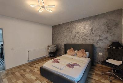 Casă cu Teren 233 Mp în Central - 2