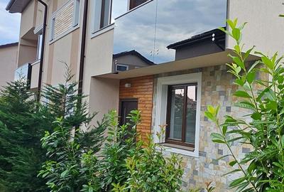 Casă cu 4 camere cu Teren 200 Mp în Central