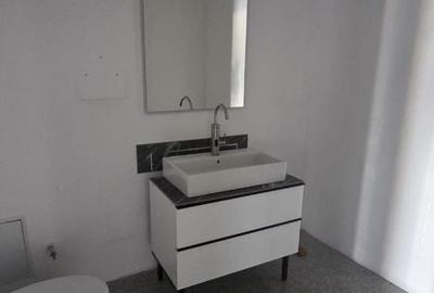 Spațiu comercial, de 160 mp, în Central - 1