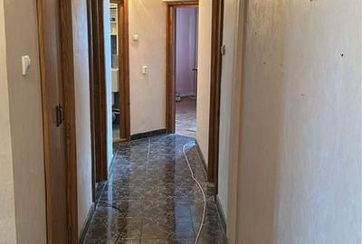 Apartament cu 3 camere decomandat în Central - 4