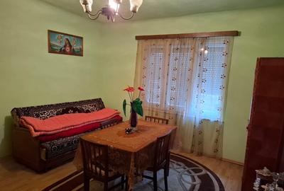 Casă cu 3 camere decomandat în Colonia Târnava - 2