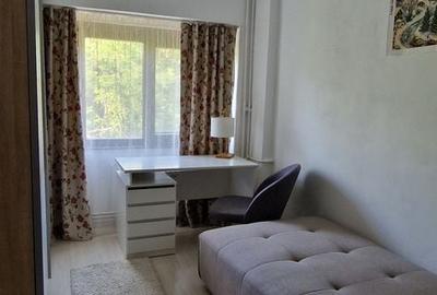 Garsonieră decomandată în Central - 5