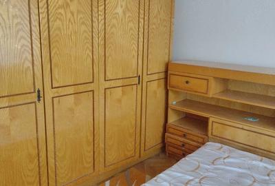 Apartament cu 2 camere semidecomandat în Aradului