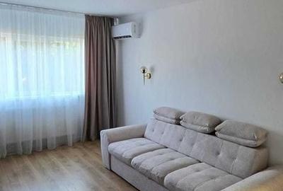 Apartament cu 2 camere decomandat în Timpuri Noi