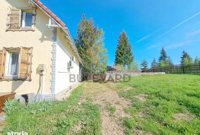 Casă cu 5 camere cu Teren 2717 Mp în Băișoara - 1