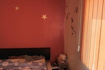 Apartament cu 2 camere decomandat în Km 4