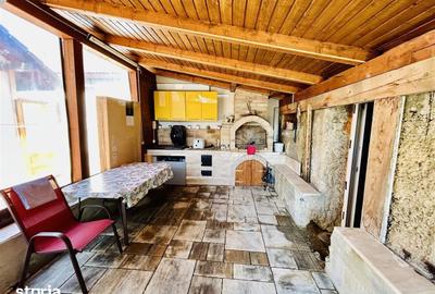 Casă cu 3 camere cu Teren 493 Mp în Central