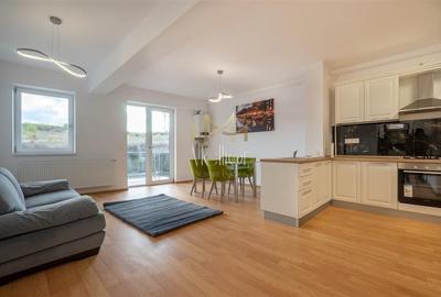 Apartament cu 2 camere semidecomandat în Borhanci