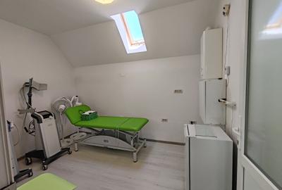 Apartament cu 3 camere semidecomandat în Central - 4