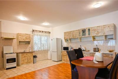 Duplex cu 13 camere cu Canalizare în Centrul Istoric - 3
