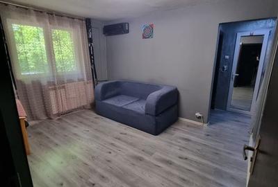 Apartament cu 2 camere semidecomandat în Pantelimon