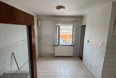 Apartament cu 2 camere semidecomandat în Rogerius - 4