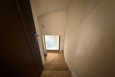 Casă individuală cu 4 camere cu Canalizare în Micești - 11