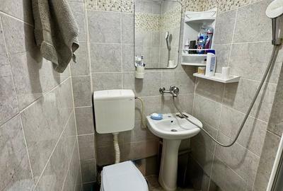Garsonieră decomandată în Palas - 5
