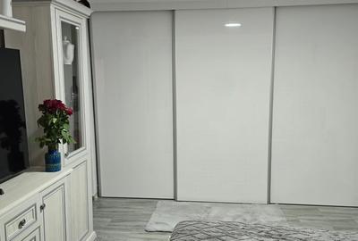 Apartament cu 2 camere în Rovinari - 8