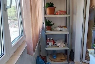 Apartament cu 4 camere în Otopeni