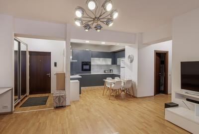 Apartament cu 3 camere decomandat, mobilat în Pipera