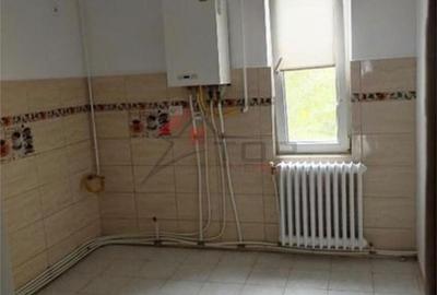 Apartament cu 2 camere decomandat în Frumoasa