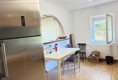 Apartament cu 3 camere decomandat în Decebal - 10