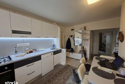 Apartament cu 3 camere în Traian - 10