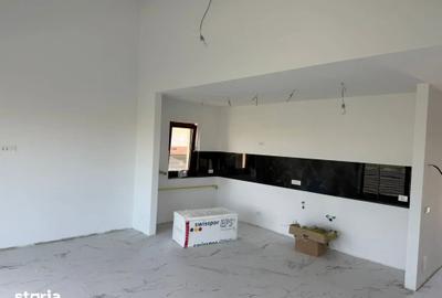 Casă cu 4 camere cu Teren 359 Mp în Cernica