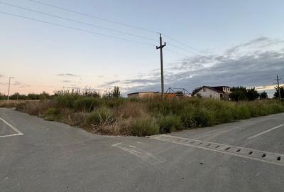 Teren de 850 mp, în Nisipari