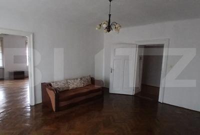 Apartament cu 5 camere circular, mobilat în Reghin