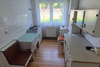 Apartament cu 3 camere decomandat în Central - 3