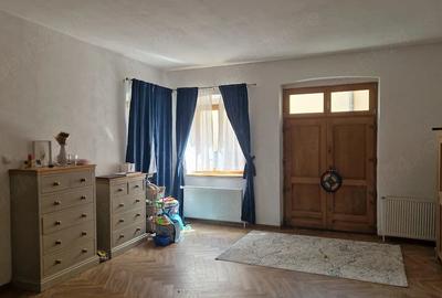 Casă cu Teren 67 Mp în Central - 5