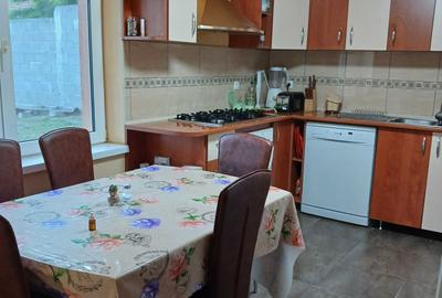 Casă cu 4 camere în Central - 6