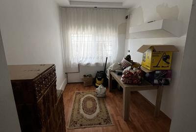 Casă cu 5 camere cu Canalizare în Priseaca - 14