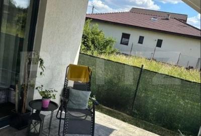 Casă cu 4 camere în Moșnița Nouă