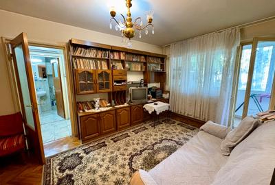 Apartament cu 2 camere semidecomandat în Apărătorii Patriei