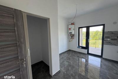 Casă cu 4 camere cu Teren 430 Mp în Valea Adâncă - 3
