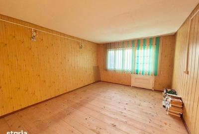 Casă cu 5 camere cu Teren 3581 Mp în Central - 10