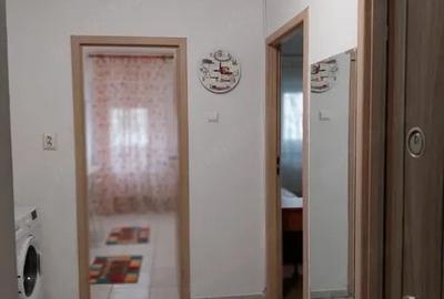 Garsonieră decomandată în Tei