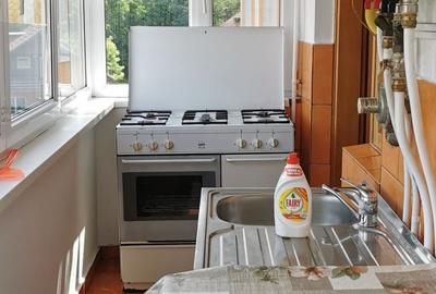 Apartament cu 3 camere decomandat în Central - 1