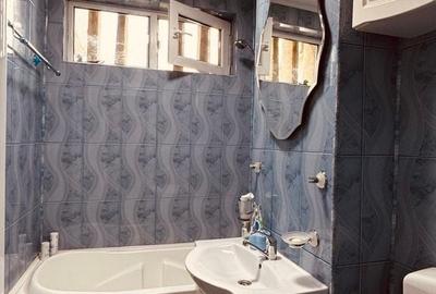 Apartament cu 3 camere în Micro 19 - 1
