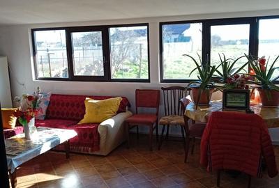Casă cu 4 camere în Vulturu - 5