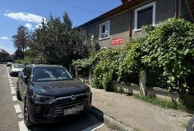 Casă cu 3 camere cu Teren 164 Mp în Eroii Revoluției