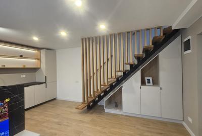 Apartament cu 3 camere decomandat în Rahova - 2