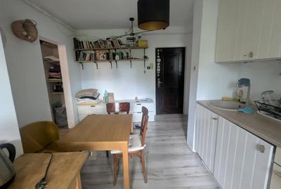 Apartament decomandat în Dristor