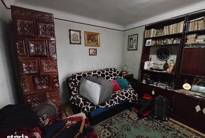Casă cu 5 camere cu Teren 594 Mp în Trușești