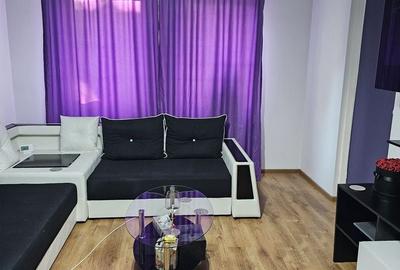 Apartament cu 2 camere decomandat, mobilat în Central