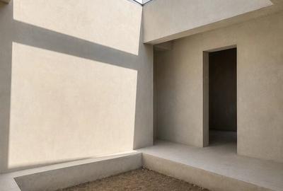 Casă cu 7 camere cu Teren 550 Mp în Torontalului