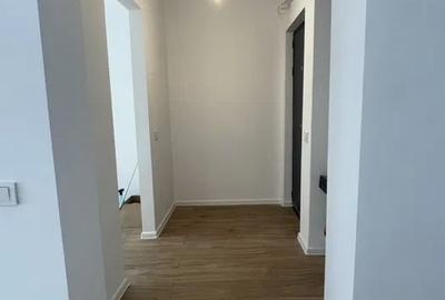 Apartament cu 2 camere semidecomandat în Tomis II - 3
