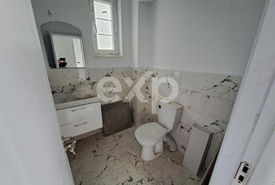 Casă cu 4 camere cu Teren 2500 Mp în Trivale - 5