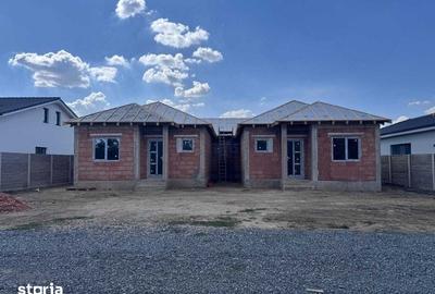 Casă cu 3 camere cu Teren 75 Mp în Central